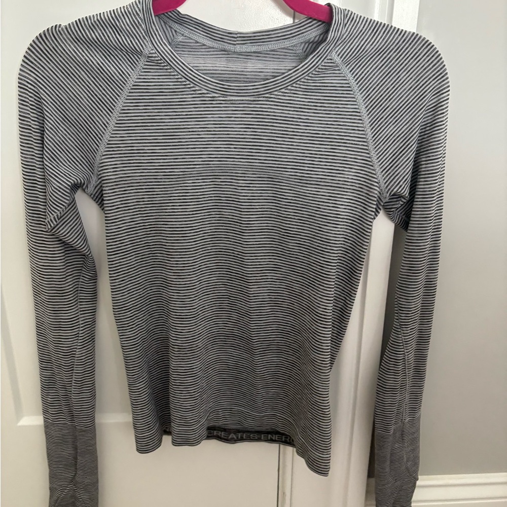 NWOT Lululemon Swiftly Tech 2.0 Waist Length